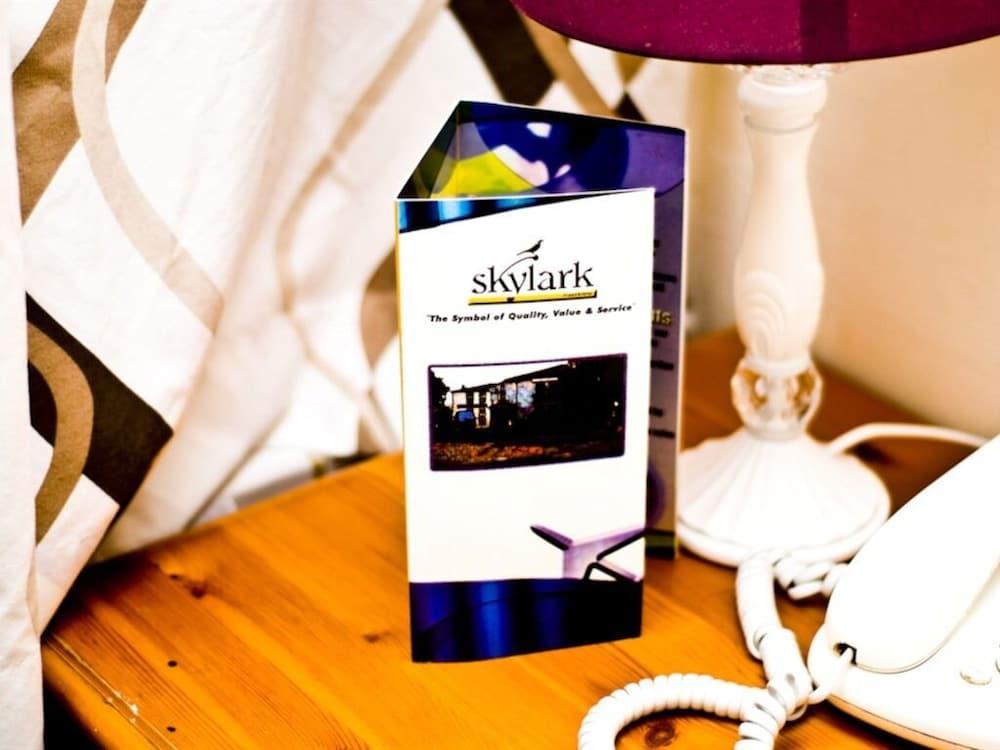 Skylark Guest House Hounslow Exterior foto