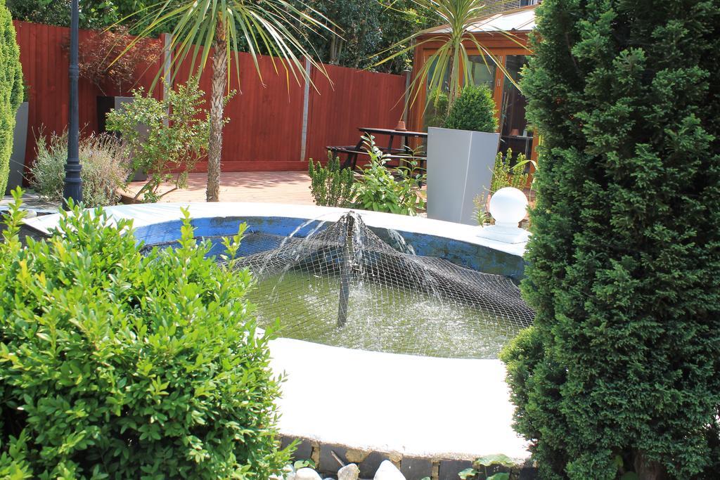 Skylark Guest House Hounslow Exterior foto