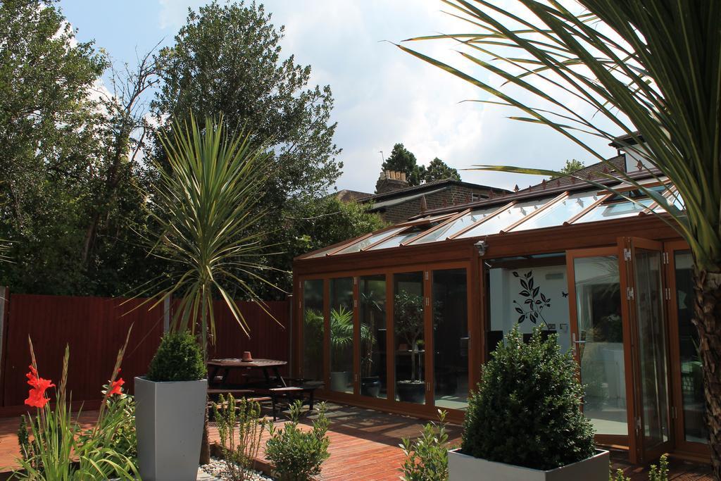Skylark Guest House Hounslow Exterior foto